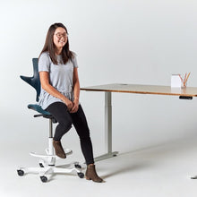 Load image into Gallery viewer, A firmer & narrower saddle